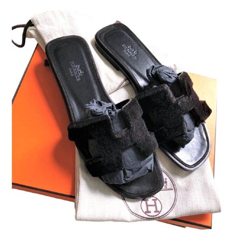 hermes fur slide|hermes oran sandals price.